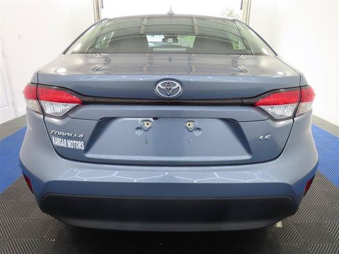 Used 2025 Toyota Corolla LE FWD image 12