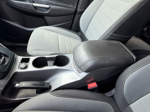 Used 2015 Ford Escape SE FWD image 13