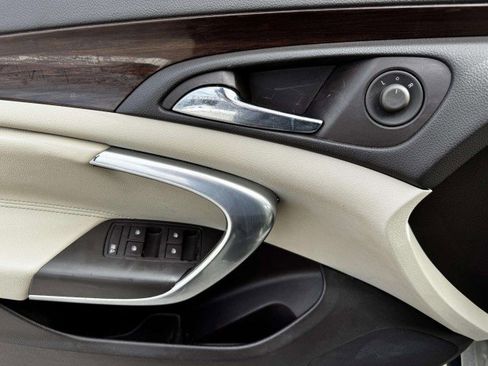 Used 2011 Buick Regal CXL Turbo w/ TO2 Preferred Equipment Group image 18