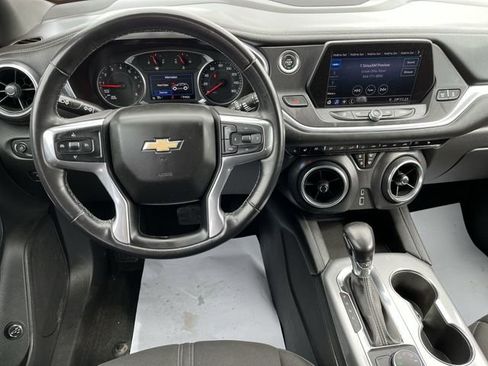 Used 2019 Chevrolet Blazer LT image 13