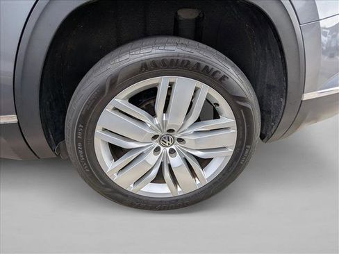 Used 2018 Volkswagen Atlas SEL Premium image 21