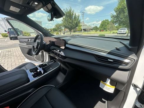 New 2026 Buick Enclave Sport Touring w/ Super Cruise Package image 46