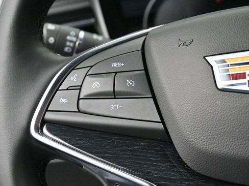 Certified 2025 Cadillac XT5 Premium Luxury image 20