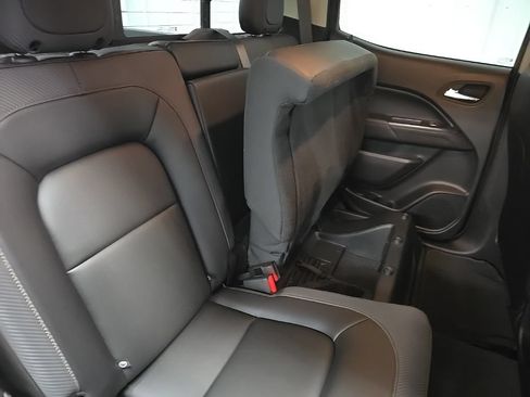 Used 2022 GMC Canyon AT4 AWD/4WD image 16