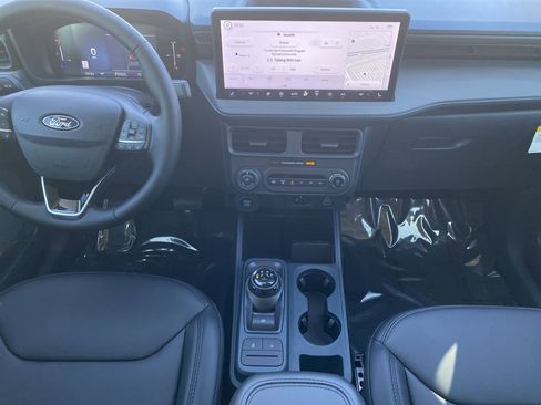 New 2026 Ford Maverick Lariat w/ Black Appearance Package image 15