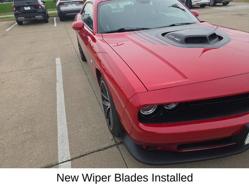 Used 2017 Dodge Challenger R/T Scat Pack RWD image 9