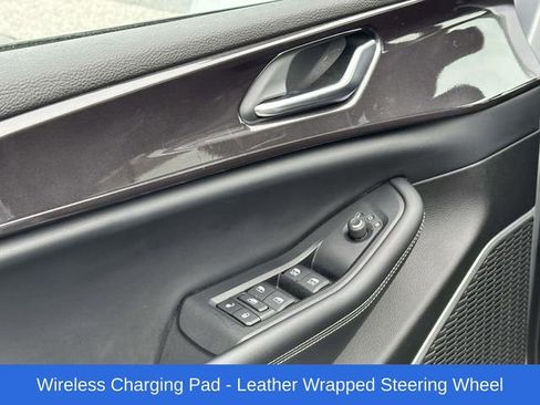 Used 2022 Jeep Grand Cherokee Altitude image 15