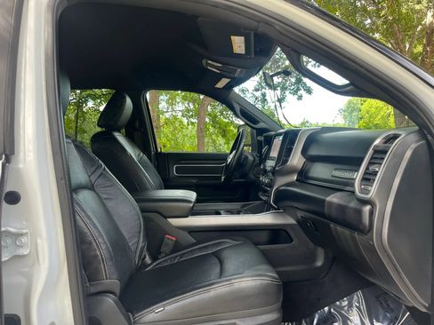 Used 2024 RAM 2500 Big Horn w/ Off Road Package AWD/4WD image 19
