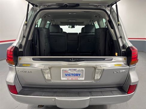 Used 2008 Lexus LX 570 4WD image 9