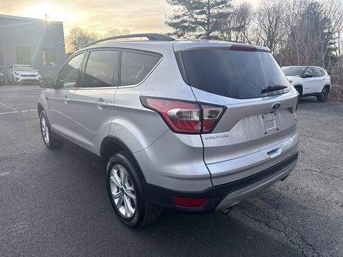 Used 2018 Ford Escape SEL image 4