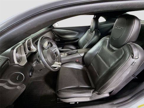 Used 2010 Chevrolet Camaro SS w/ RS Package RWD image 14