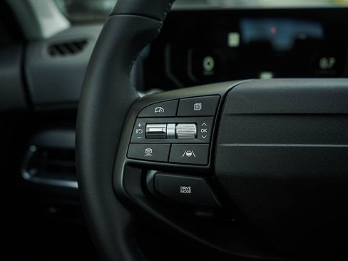 New 2025 Kia K4 EX image 18