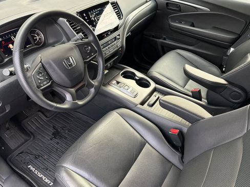 Certified 2023 Honda Passport EX-L image 13