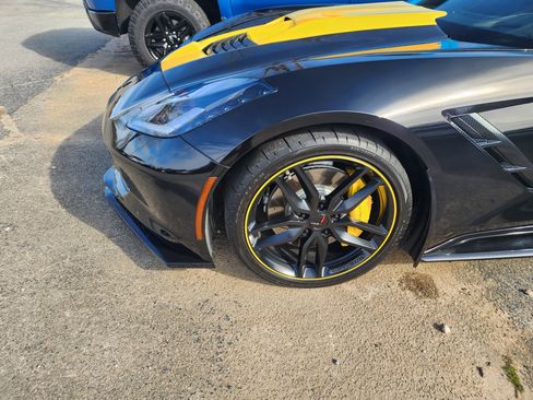 Used 2016 Chevrolet Corvette Z51 3LT w/ 3LT Preferred Equipment Group image 5