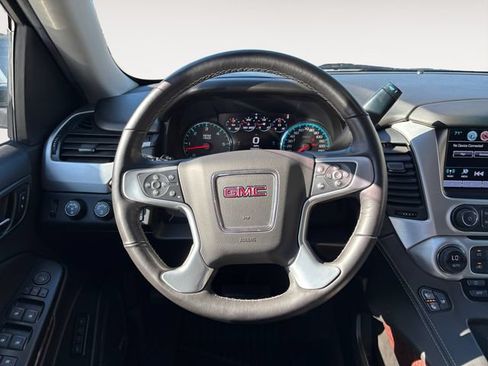 Used 2017 GMC Yukon SLT w/ Open Road Package AWD/4WD image 12