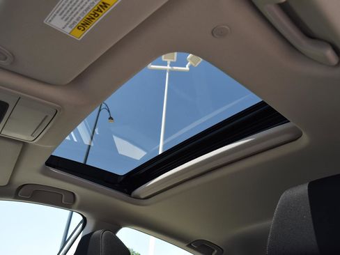 Used 2024 Honda Accord EX image 10
