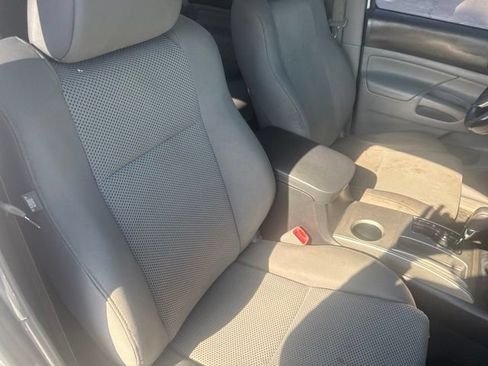 Used 2015 Toyota Tacoma 4x4 Double Cab w/ TRD Sport Package image 23