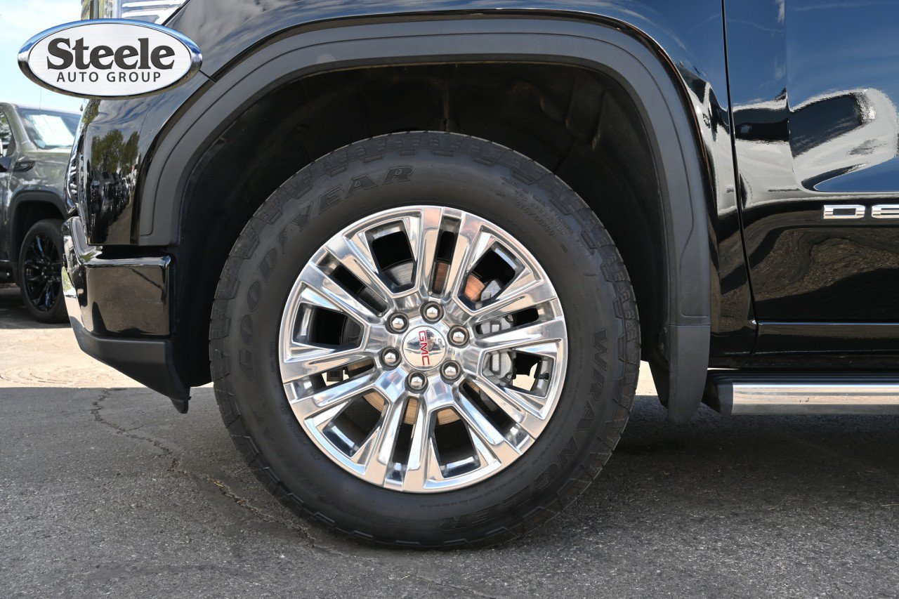 Certified 2025 GMC Sierra 1500 Denali w/ Technology Package AWD/4WD image 28