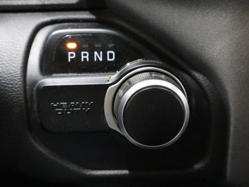 Used 2020 RAM 2500 Tradesman w/ Chrome Appearance Group image 33