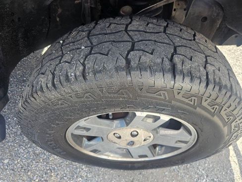 Used 2005 Ford F150 FX4 AWD/4WD image 10