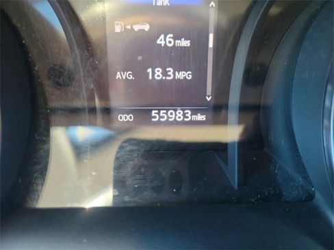 Used 2022 Toyota Camry SE image 18