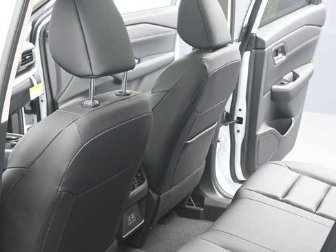 New 2026 Nissan Rogue SV AWD/4WD image 17