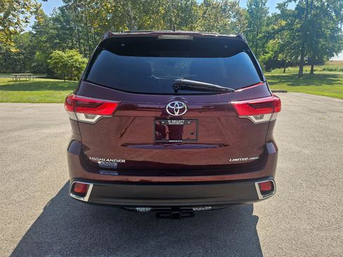 Used 2018 Toyota Highlander Limited Platinum AWD/4WD image 6