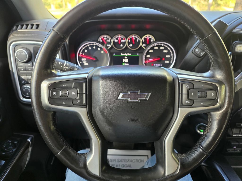 Used 2021 Chevrolet Silverado 1500 RST w/ All Star Edition Plus AWD/4WD image 31