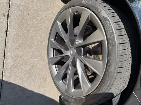 Used 2021 Tesla Model S Long Range image 3