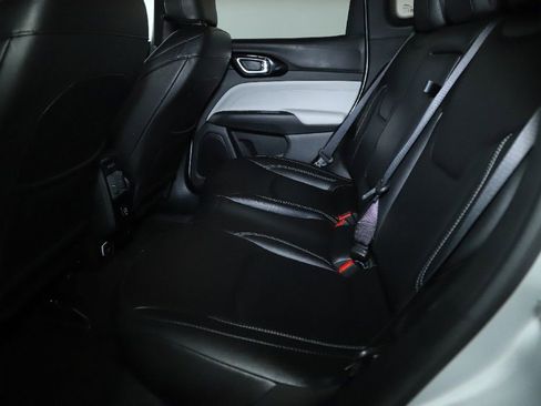 Used 2025 Jeep Compass Limited AWD/4WD image 14
