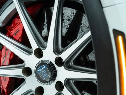 Used 2016 Chevrolet Corvette Z06 w/ 3LZ Preferred Equipment Group image 6