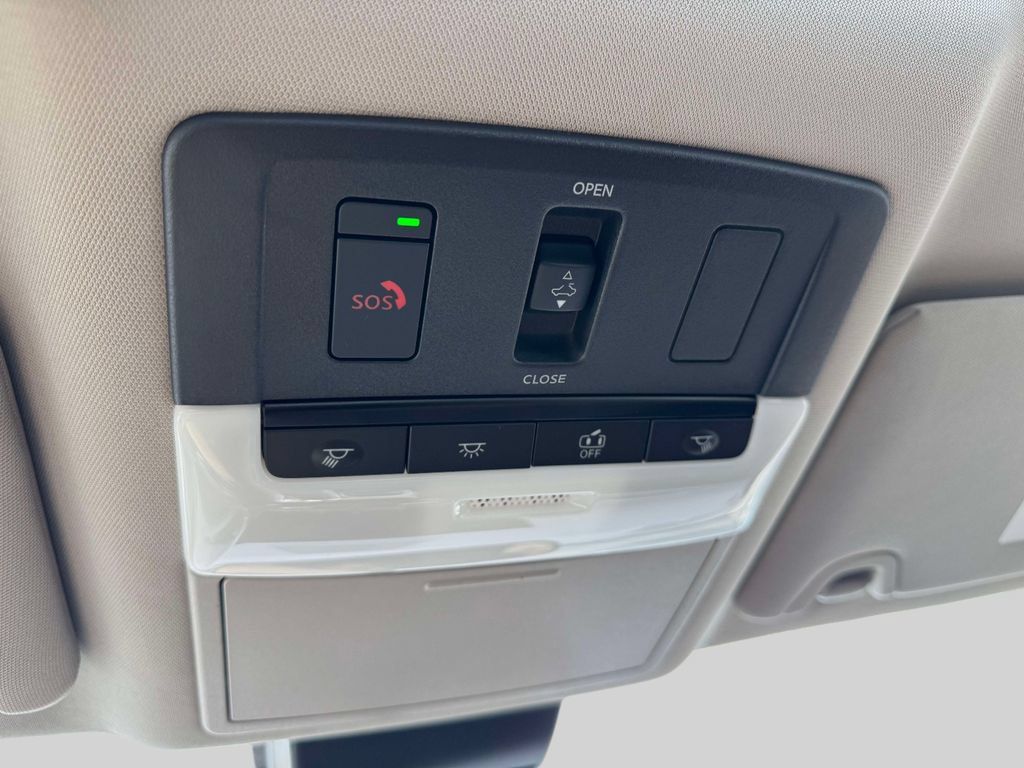 Certified 2025 Nissan Altima 2.5 SL FWD image 30