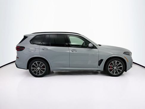 Used 2026 BMW X5 xDrive50e w/ M Sport Package AWD/4WD image 4