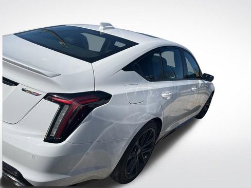 Used 2025 Cadillac CT5 V image 4