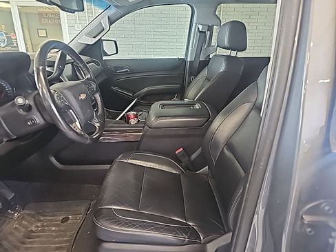 Used 2019 Chevrolet Tahoe LT w/ Luxury Package image 10