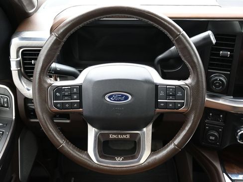 Used 2024 Ford F350 King Ranch w/ FX4 Off-Road Package AWD/4WD image 15
