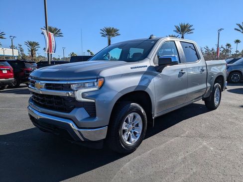 Used 2025 Chevrolet Silverado 1500 LT image 8