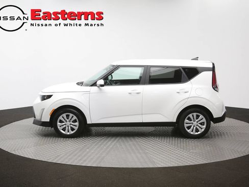 Used 2023 Kia Soul LX FWD image 58