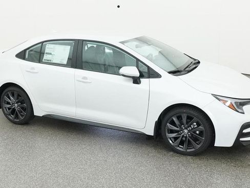 New 2026 Toyota Corolla SE FWD image 12