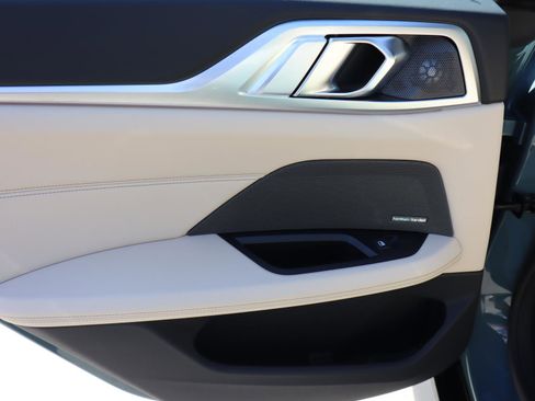 Used 2025 BMW 440i xDrive w/ Premium Package image 13