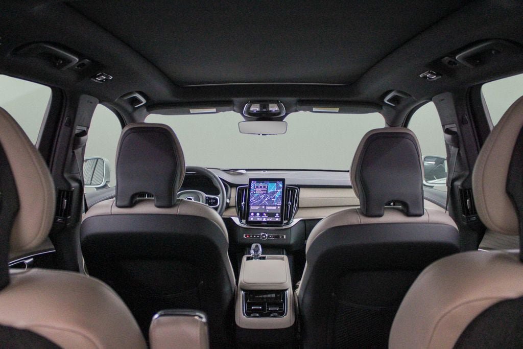 New 2026 Volvo XC90 B5 Ultra w/ Protection Package Premier AWD/4WD image 58