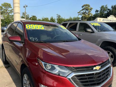 Used 2019 Chevrolet Equinox LT FWD image 2