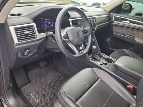 Used 2022 Volkswagen Atlas SE AWD/4WD image 19