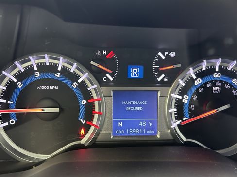 Used 2017 Toyota 4Runner TRD Off-Road Premium image 32