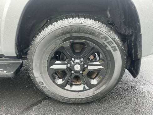 Used 2024 Toyota 4Runner SR5 RWD image 11