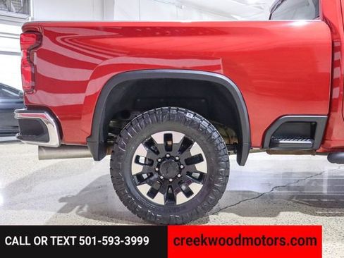 Used 2020 Chevrolet Silverado 2500 LT w/ Texas Edition image 27