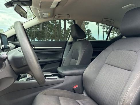 Used 2021 Nissan Altima 2.5 SV FWD image 20
