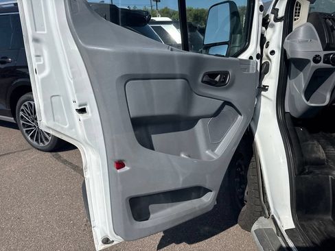 Used 2018 Ford Transit 250 130 Low Roof w/ Exterior Upgrade Package RWD image 16