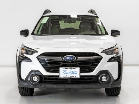 Used 2024 Subaru Outback Premium AWD/4WD image 5