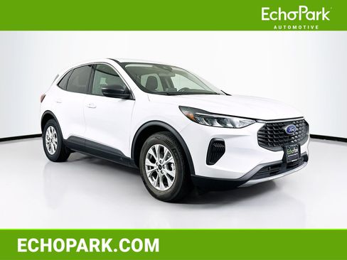 Used 2024 Ford Escape Active FWD image 1